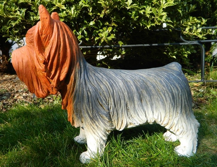 Dekorationsfigur Hund Yorkshire Terrier H 34 cm Dekofigur aus Kunstharz