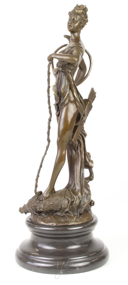 Bronzefigur Diana Victorious H 47,5 cm Mythologie Bronzeskulptur Bronze Figur aus Bronze