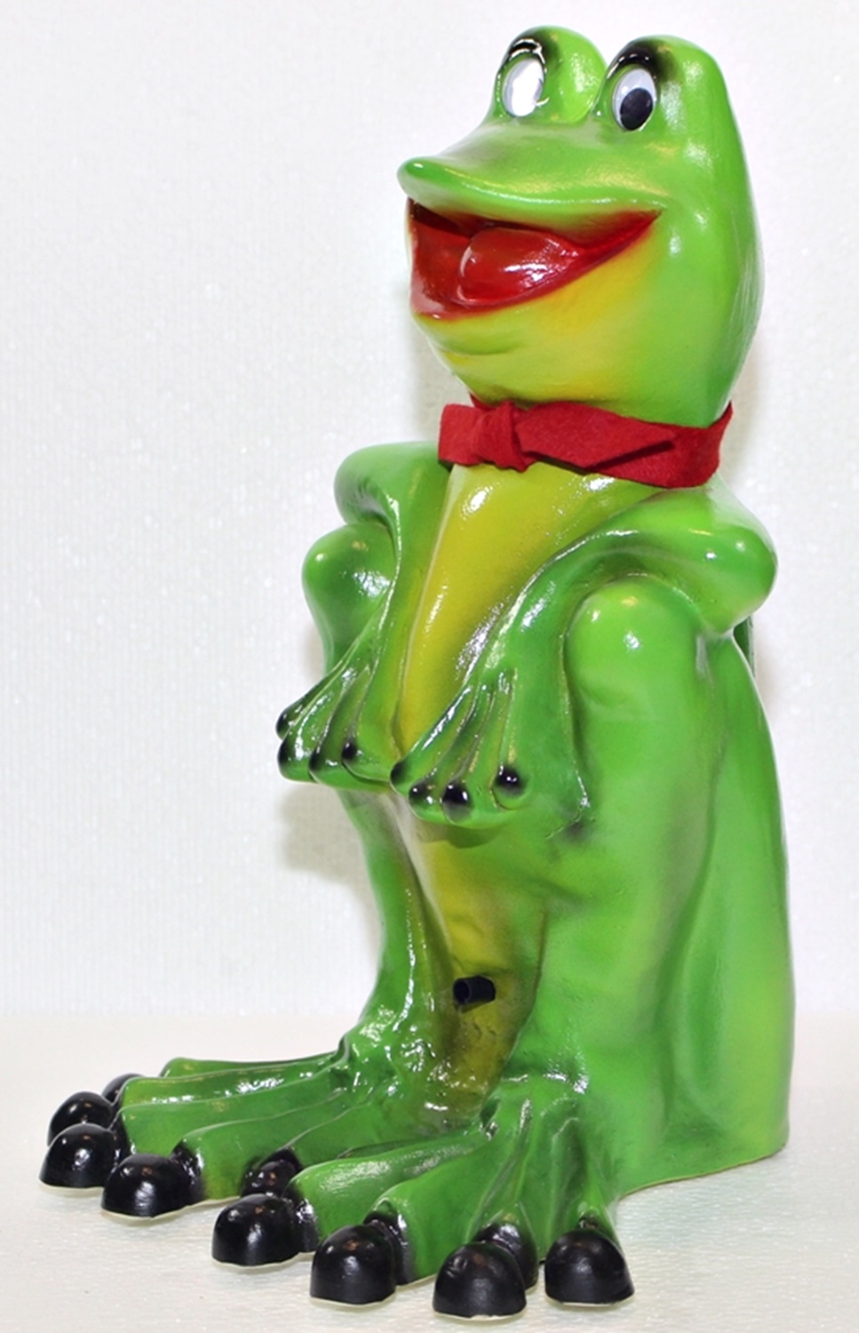 Deko Figur Gartenfigur  lustiger Frosch sitzend mit Schal H 33 cm mit Scherz Bewegungsmelder Quak