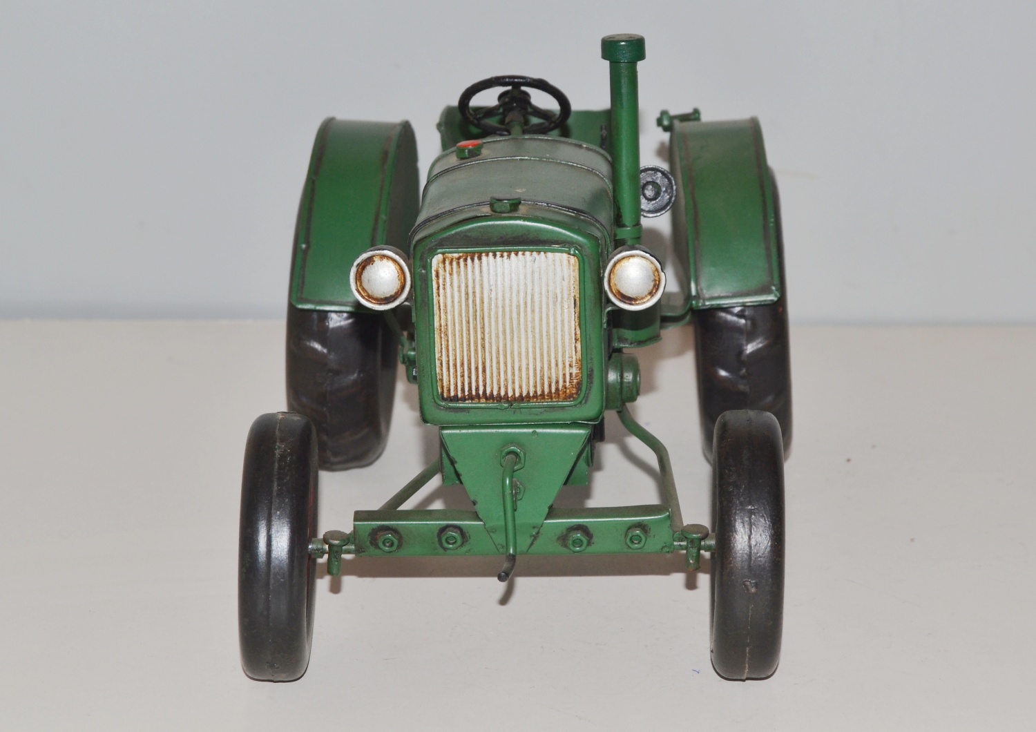 Blechtraktor Nostalgie Modellauto Oldtimer Marke Deutz Traktor Modell F1M414 aus Blech L 28 cm