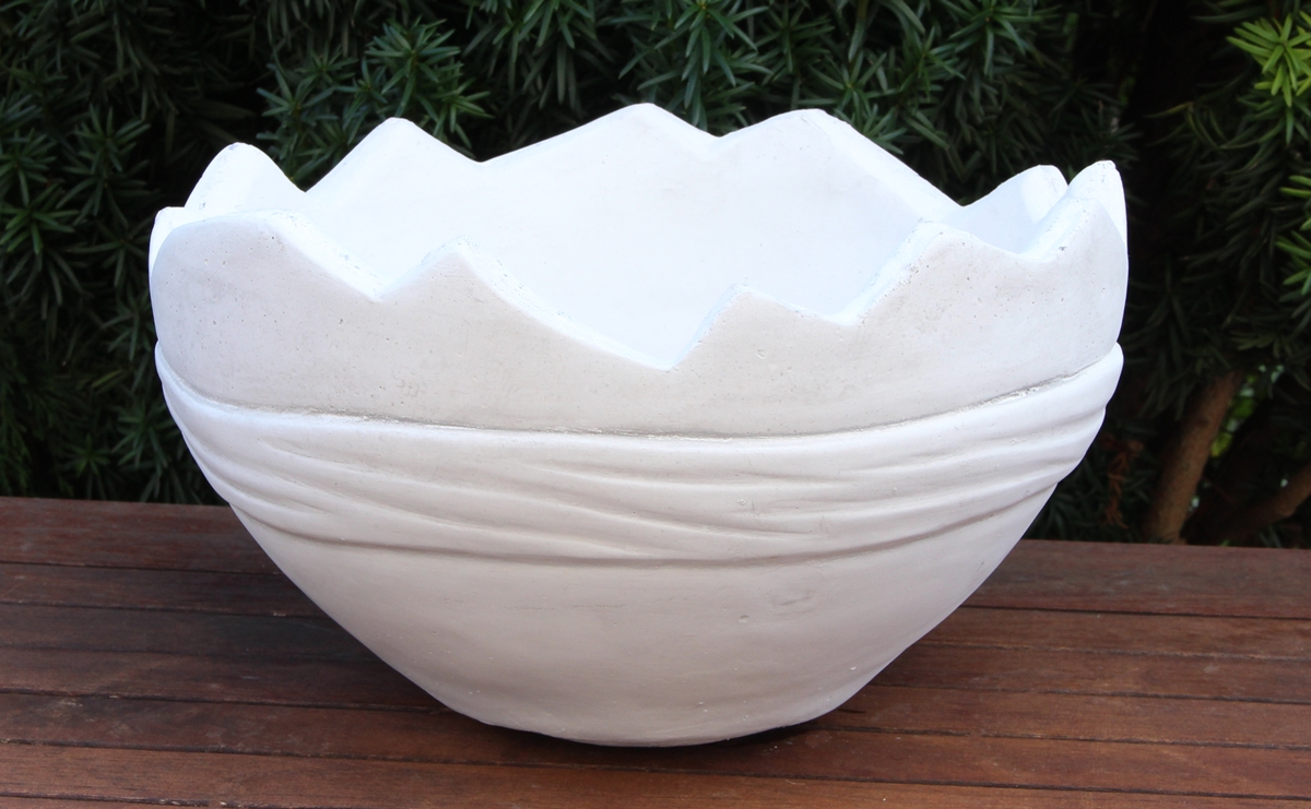 Pflanzgefäß aus Beton/ Steinguss Blumengefäß Eierschale H 16,5 cm Osterdeko Pflanzschale Pflanzkorb