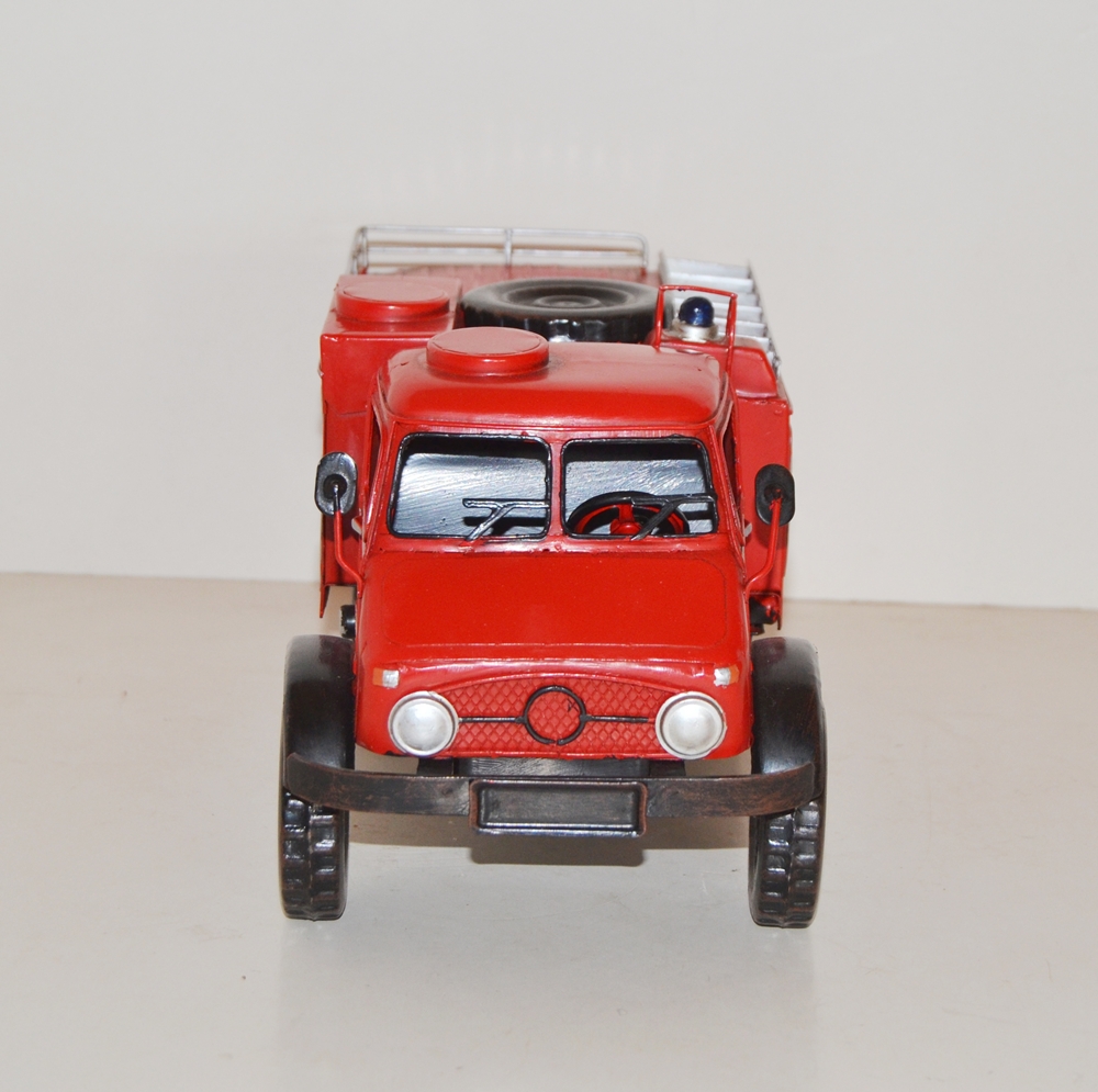 Blechauto Nostalgie Modellauto Oldtimer Automarke Unimog S 404 Feuerwehr TLF 8 aus Blech L 30 cm