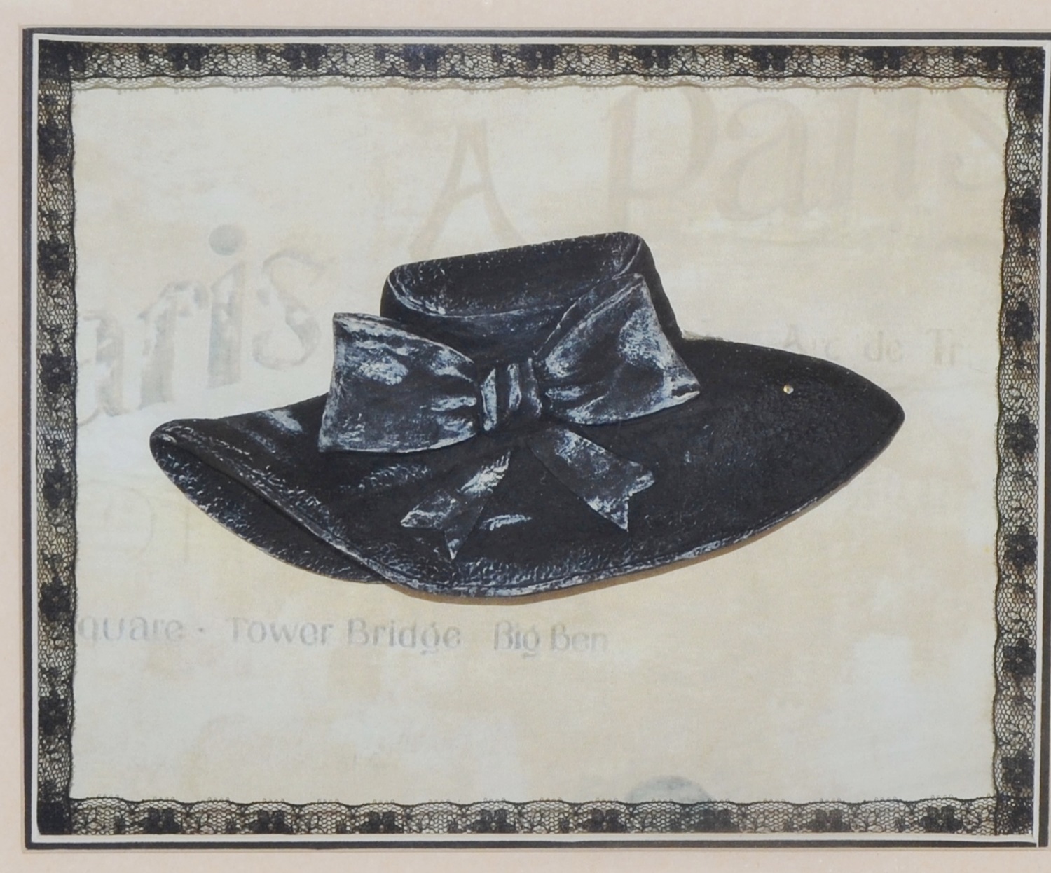 Nostalgie Bild Collagenbild Hut Paris handbemalt Holzbilderrahmen zweidimensional Foto B 34 cm