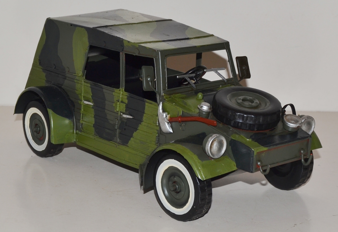 Blechauto Nostalgie Modellauto Oldtimer Automarke VW Kübelwagen Typ 82 aus Blech L 37 cm