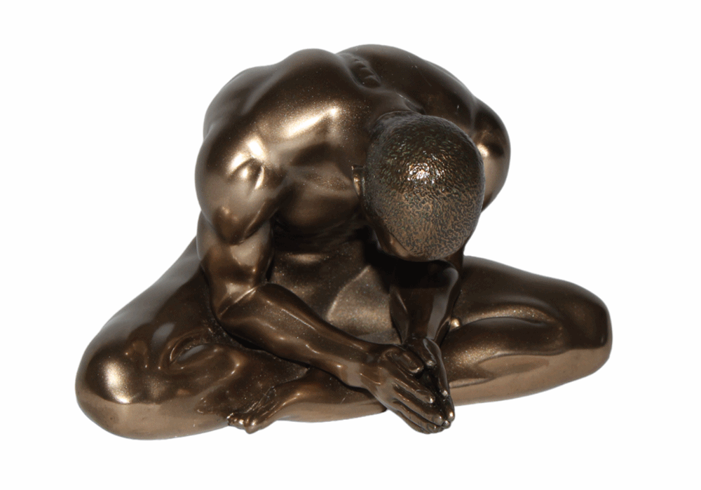 Deko Figur Body Talk Kollektion Nackter Mann Schneidersitz H 8 cm Bodybuilder Hände betent Skulptur