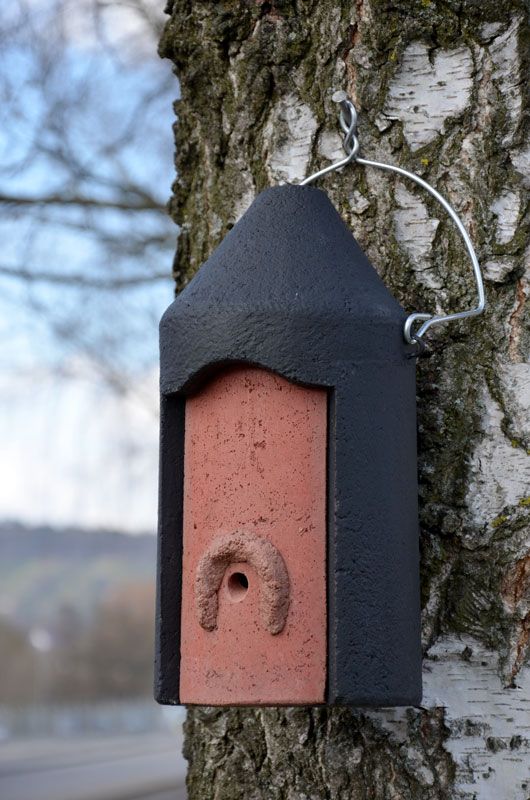 Naturschutzprodukt Hornissen H 35 cm Starterhöhle aus Holzbeton Artenschutz