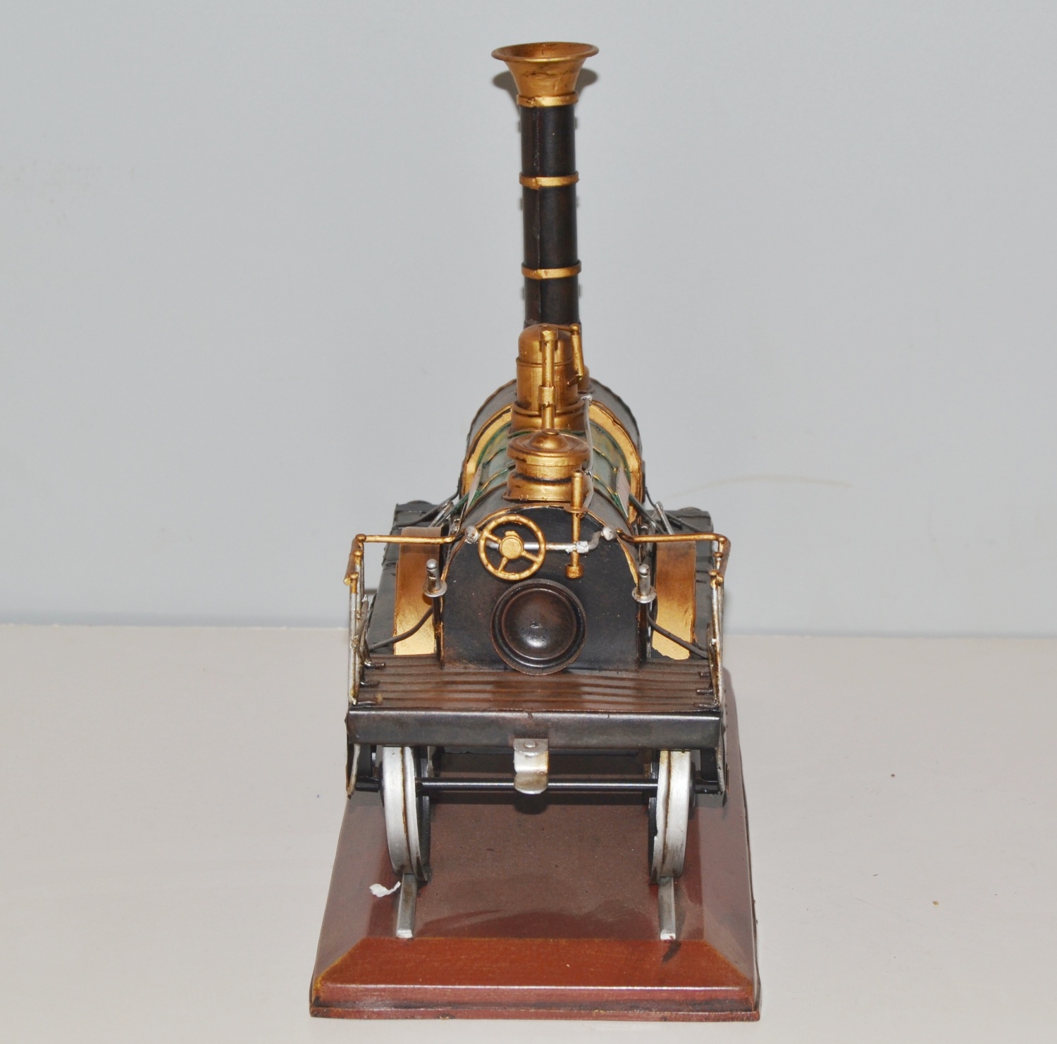 Blechmodell Nostalgie Modell Dampflok Oldtimer Dampflokomotive Fire King Modell aus Blech L 30 cm