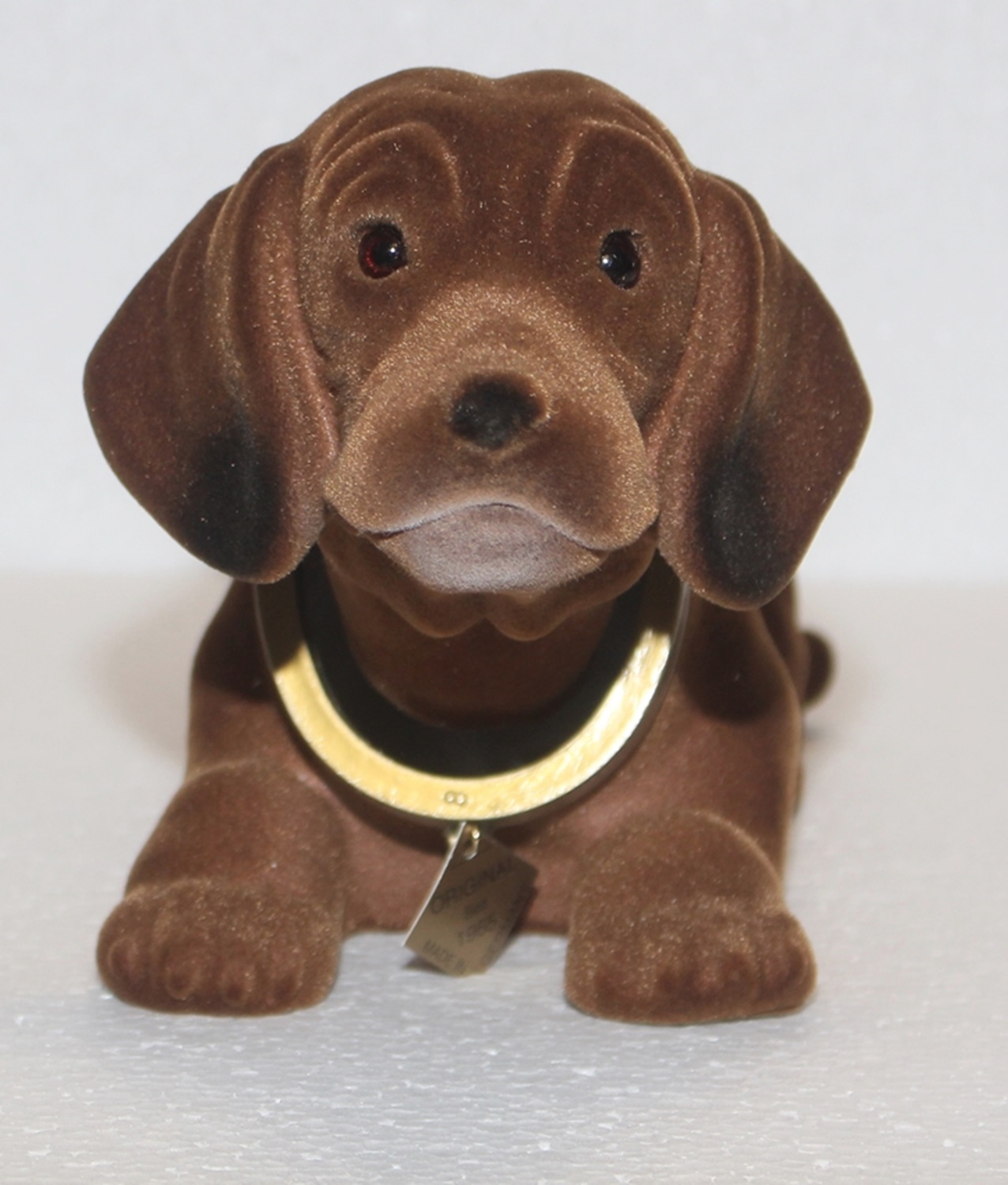 Wackel Dackel Figur Hund Dackel Wackelfigur H 14 cm groß liegend mit Wackelkopf
