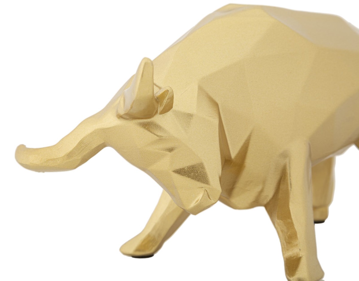 Dekofigur Bulle stehend im Angriff Symbol für Optimismus Tierfigur in goldener Optik  H 10,6 cm