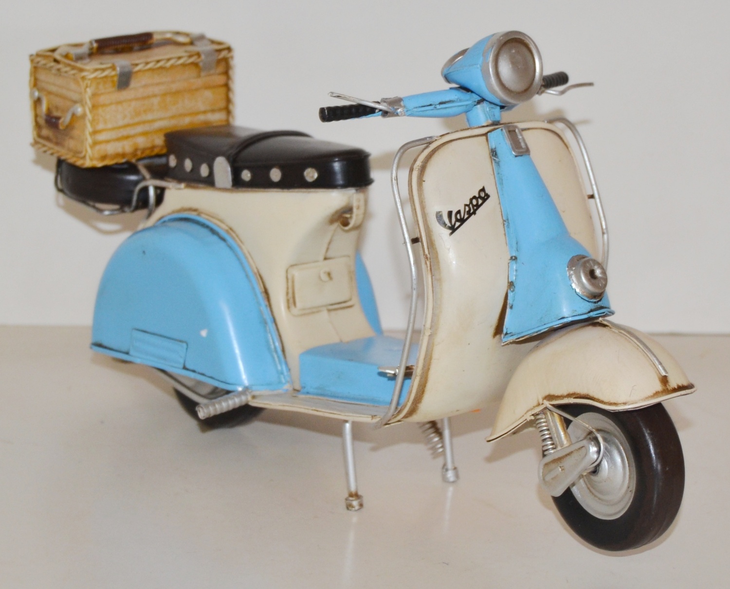 Blechmodell Roller Nostalgie Modellauto Oldtimer Marke Vespa Motorroller Modell aus Blech L 33 cm