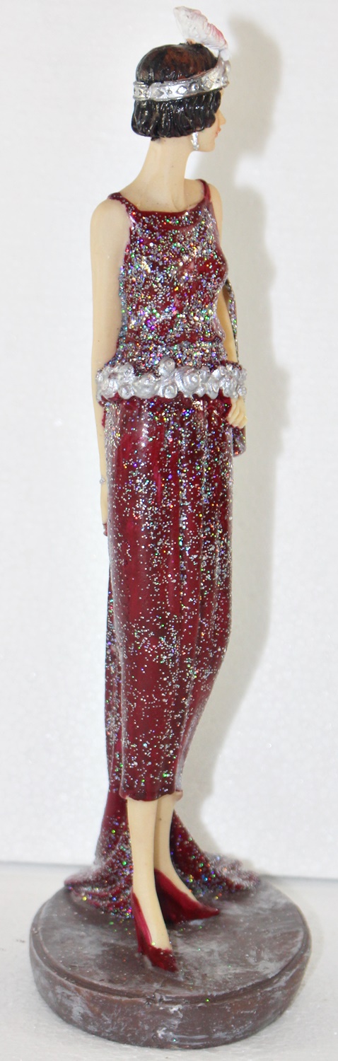 Beauty Figur Deko Modefigur Modepuppe Nostalgiefigur Dame rotes Kleid mit Kopfschmuck aus Resin
