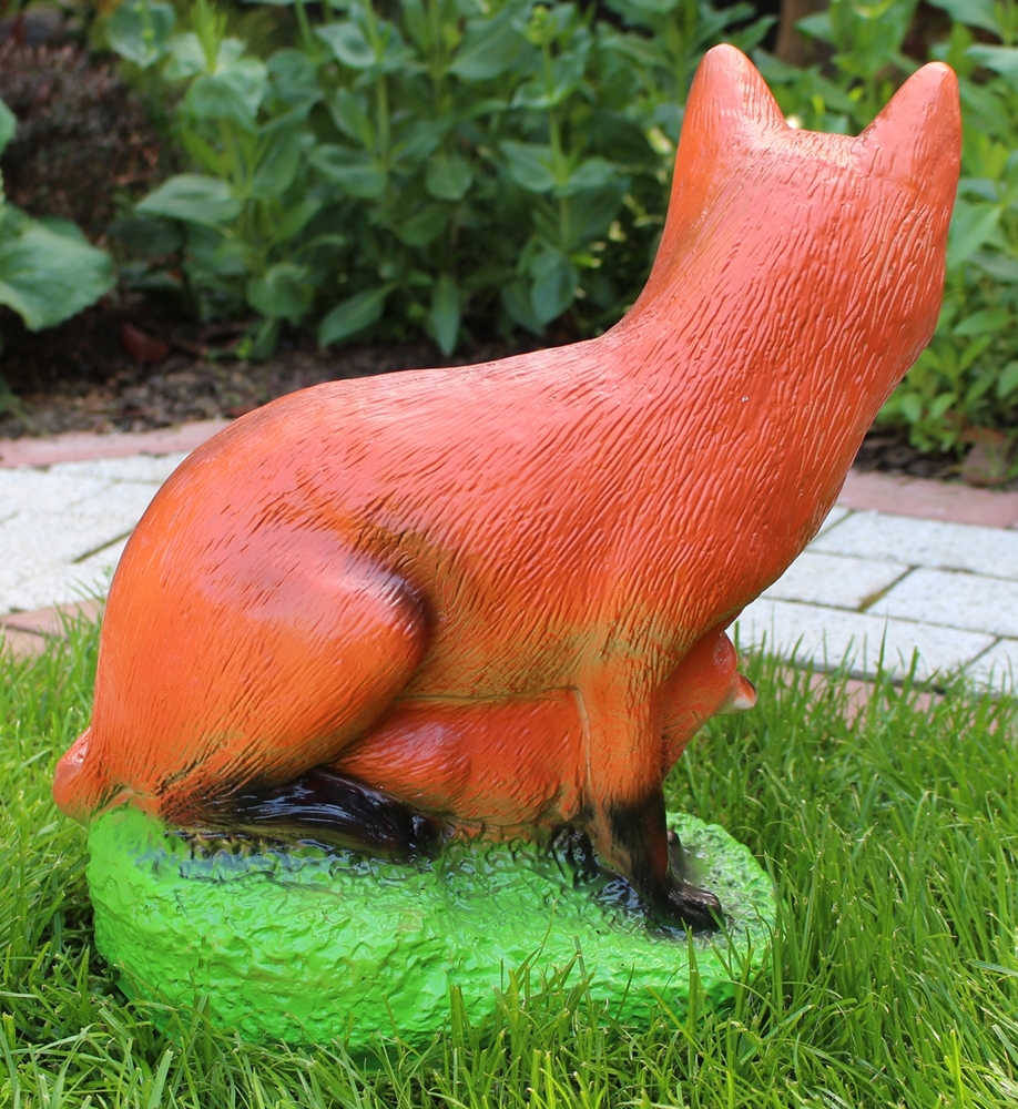 Dekorationsfigur Fuchs mit Kleinen Höhe 38 cm Gartenfigur aus Kunstharz