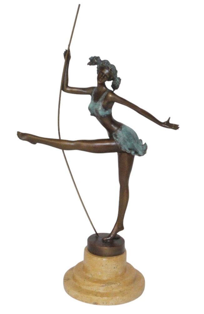 Bronzefigur „Tänzerin mit Reif“ – Anmutige Ballerina auf Sockel  Höhe 30 cm , Art Déco Stil