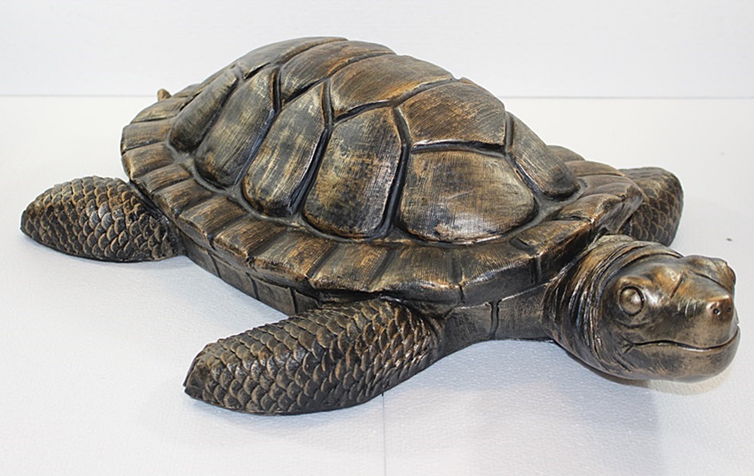 Deko Figur Schildkröte groß Gartenfigur H 16/L 66 cm Dekofigur Kupfer-Antik aus Kunststoff