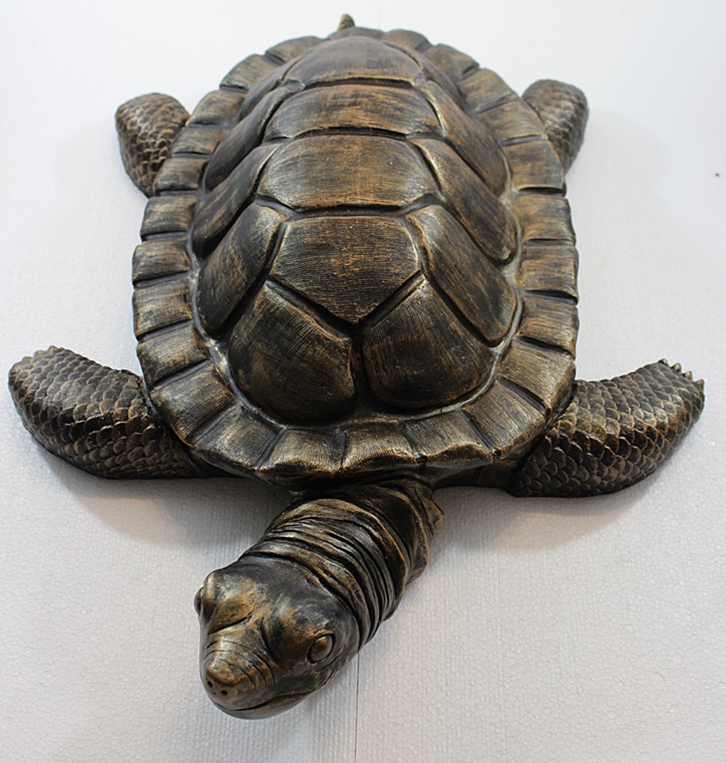 Deko Figur Schildkröte groß Gartenfigur H 16/L 66 cm Dekofigur Kupfer-Antik aus Kunststoff