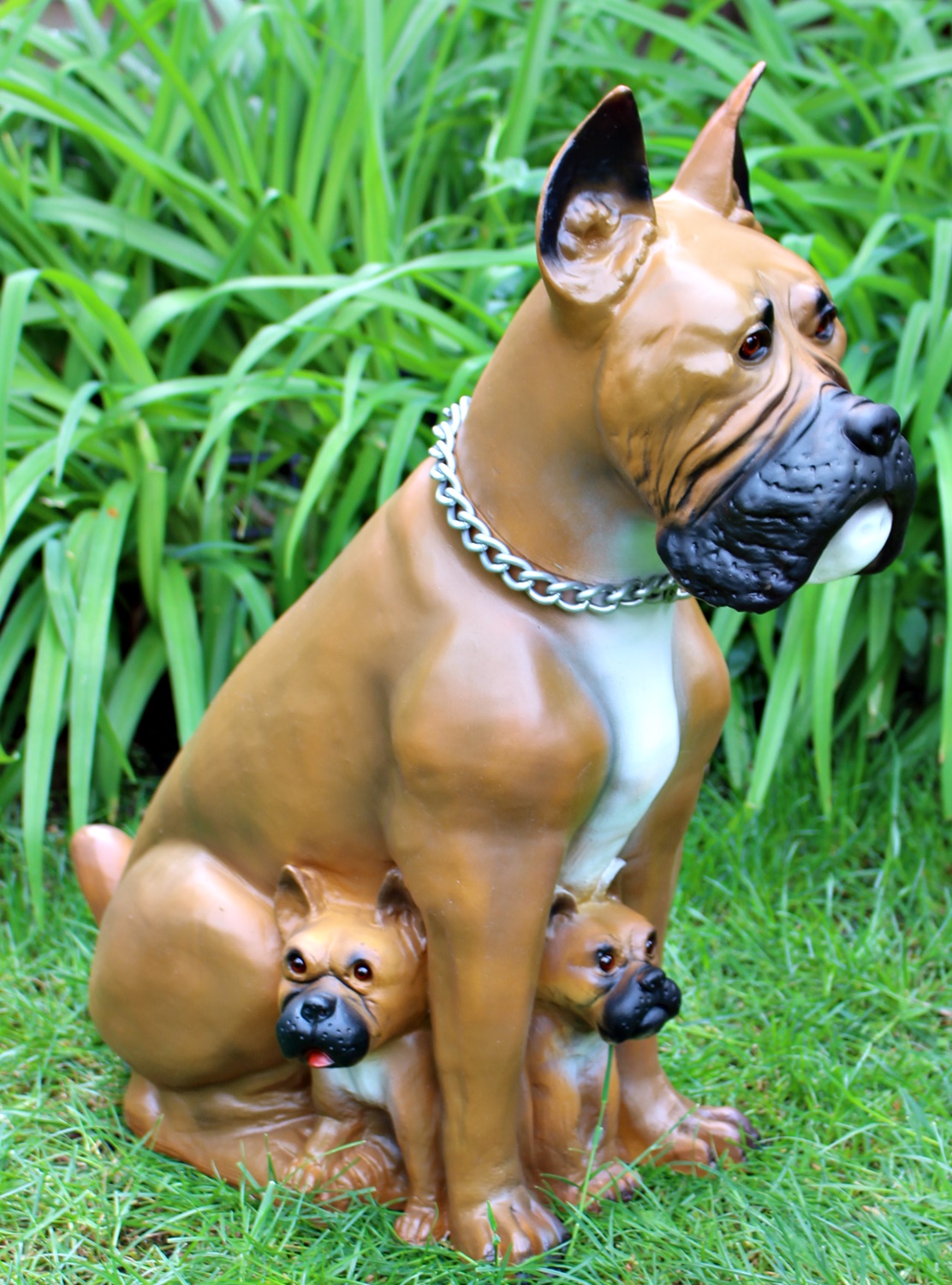 Deko Garten Figur Dekofigur Gartenfigur Tierfigur Hund Boxer mit drei Welpen aus Kunststoff H 59 cm