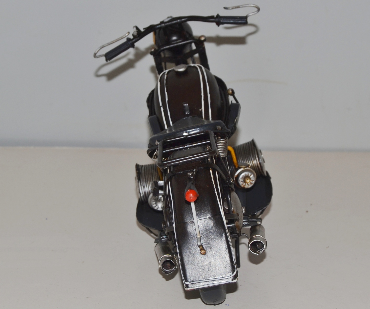 Blechmotorrad Nostalgie Modellauto Oldtimer Marke BMW Motorrad R 2 1932 aus Blech L 33 cm