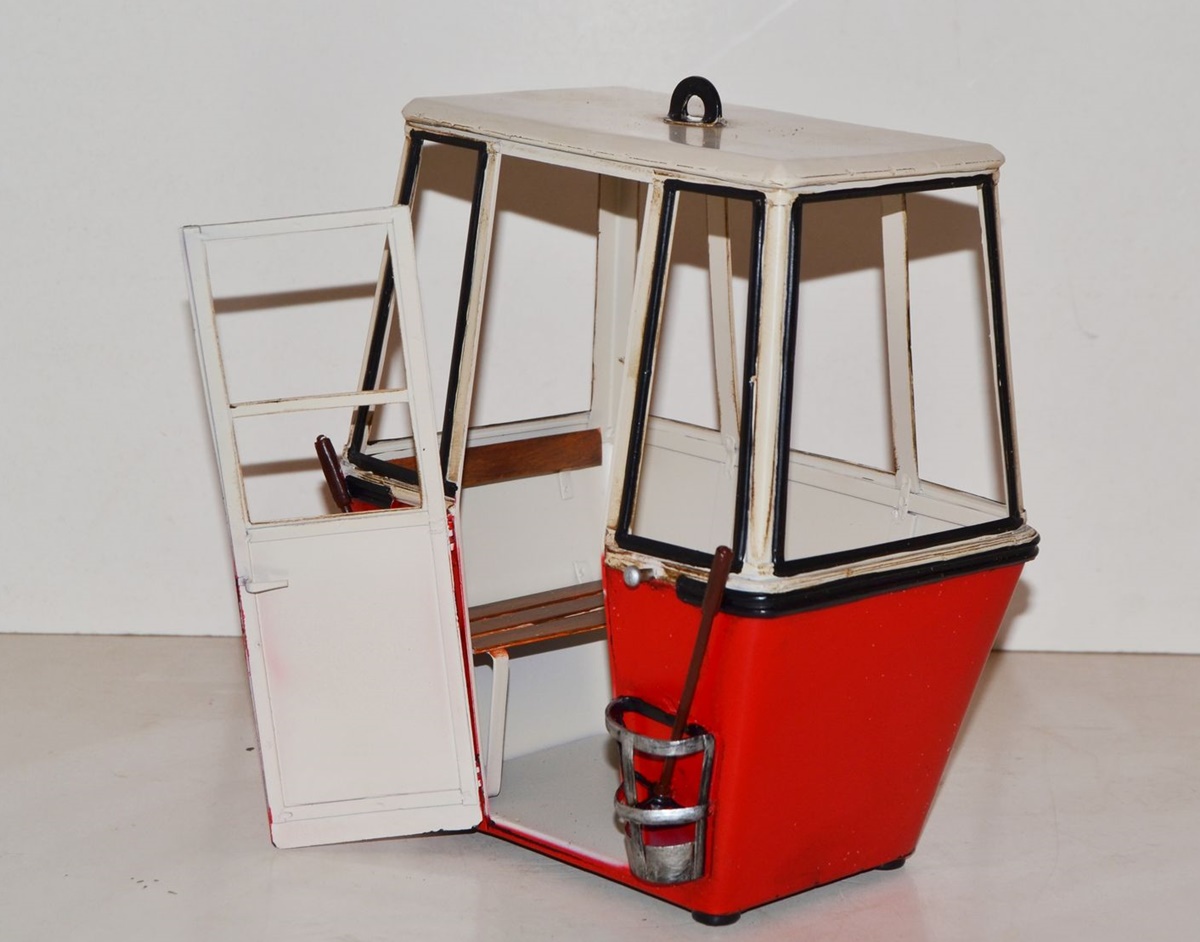 Blechmodell Nostalgie Ski Gondel Oldtimer Berggondel rot-weiß Replikat aus der Schweiz H 20 cm