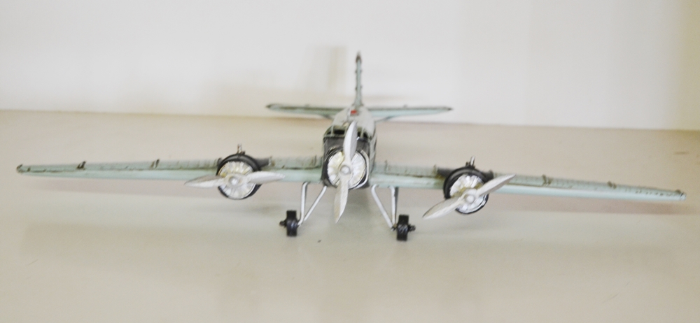 Blechflugzeug Nostalgie Modellflugzeug Oldtimer Marke Junkers JU 52 Modell aus Blech B 52 cm