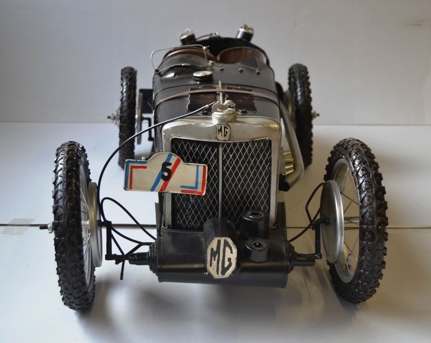 Blechauto Nostalgie Modellauto Oldtimer Automarke MG Roadster XXL Modell aus Blech L 130 cm