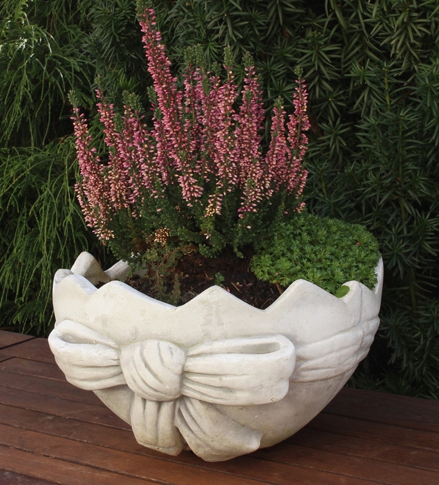 Pflanzgefäß aus Beton/ Steinguss Blumengefäß Eierschale H 16,5 cm Osterdeko Pflanzschale Pflanzkorb