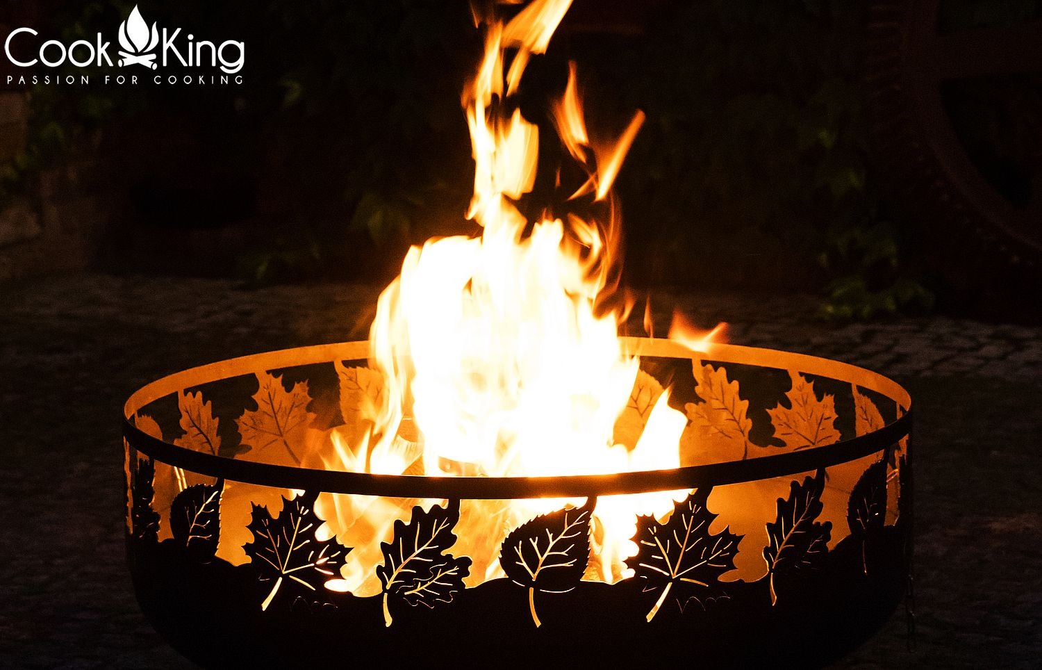 Feuerschale "Toronto" Ø 80 cm Feuerstelle für Garten aus Stahl Feuerkorb als Wärmequelle oder Grill