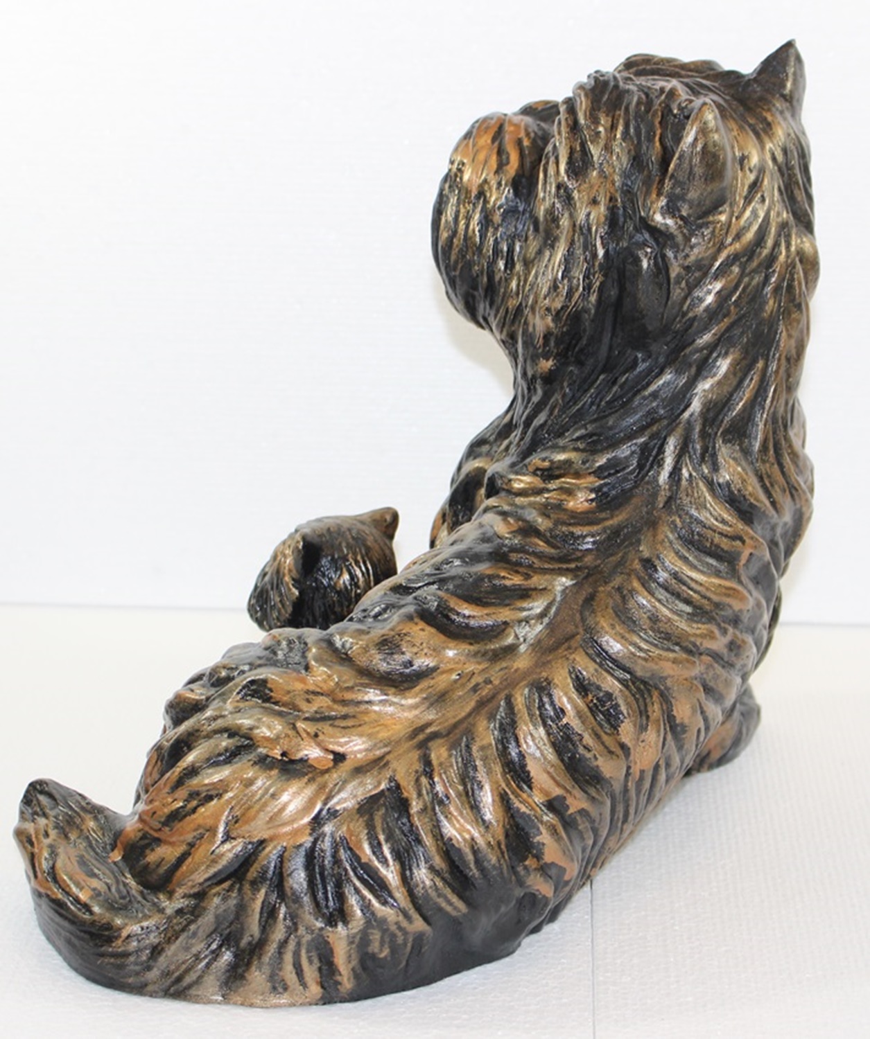 Deko Figur West Terrier Gartenfigur sitzend H 28 cm Dekofigur Kupfer-Antik aus Kunststoff