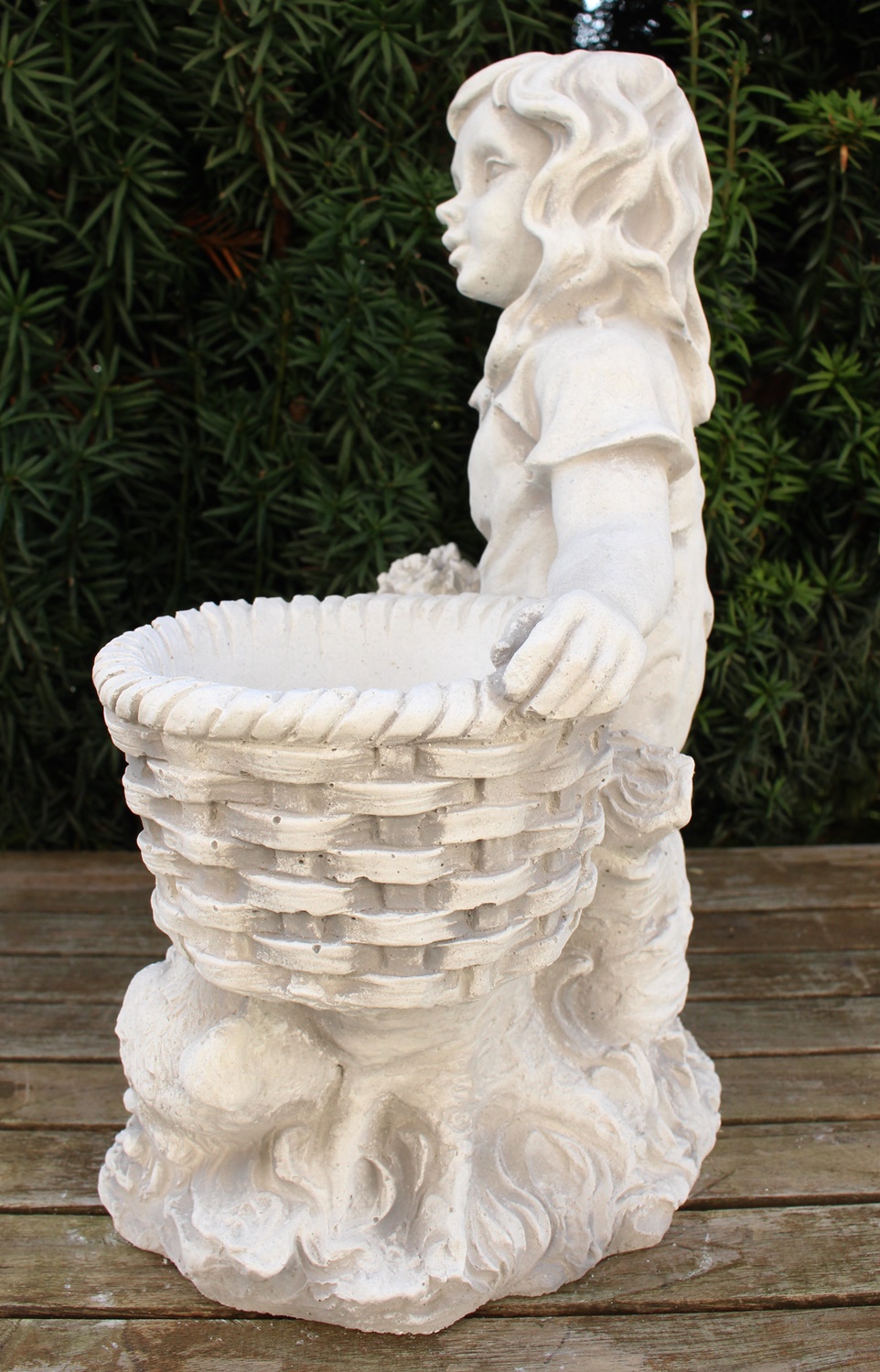 Beton Figur Mädchen mit Topf zum Bepflanzen H 34 cm Ostern Frühling Dekofigur und Gartenskulptur